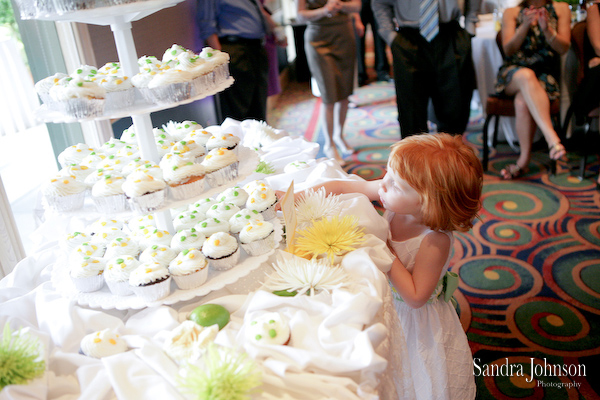 Best Villas of Grand Cypress Wedding photographer - Sandra Johnson (SJFoto.com)